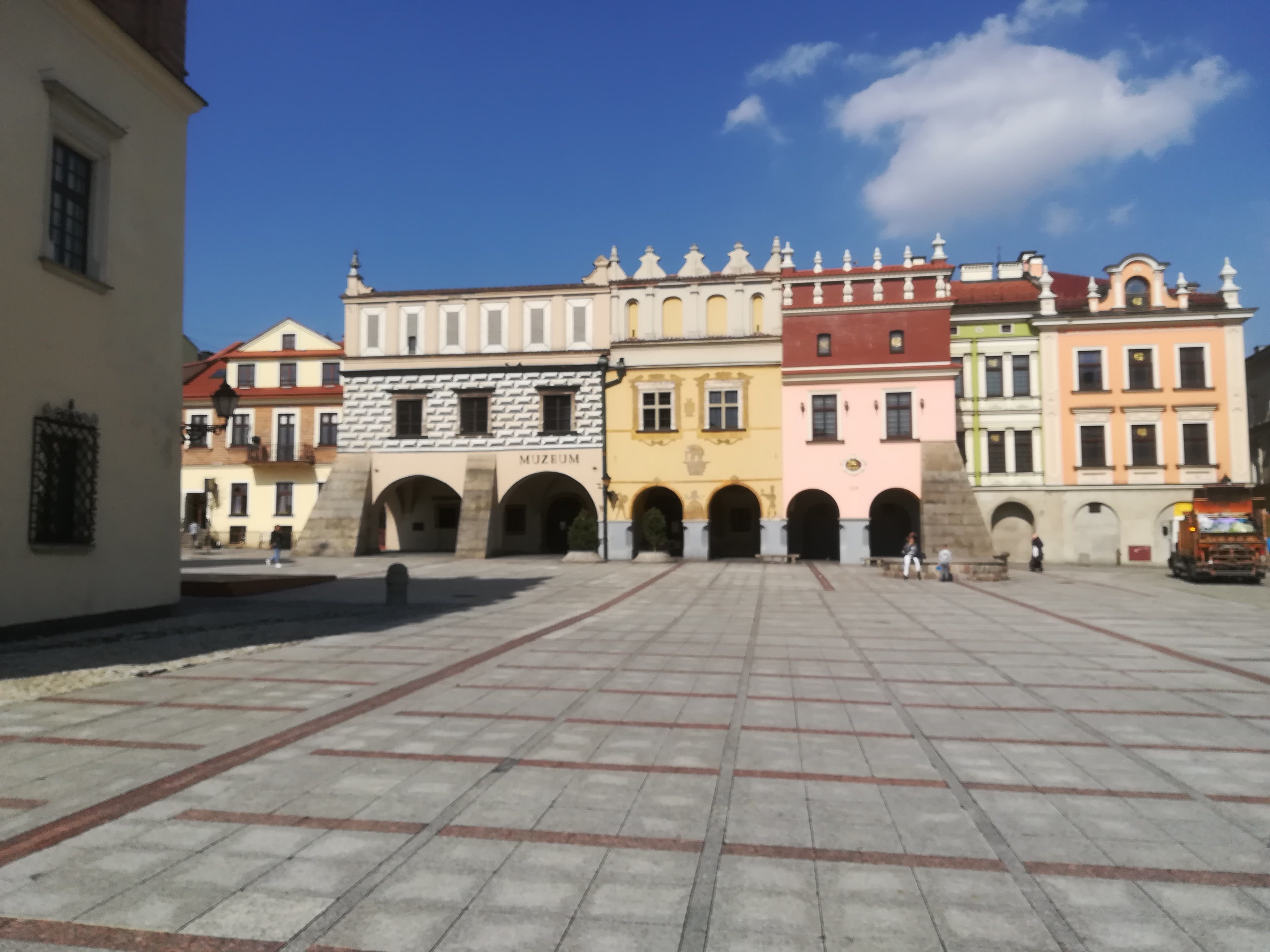 Tenement houses at the market square